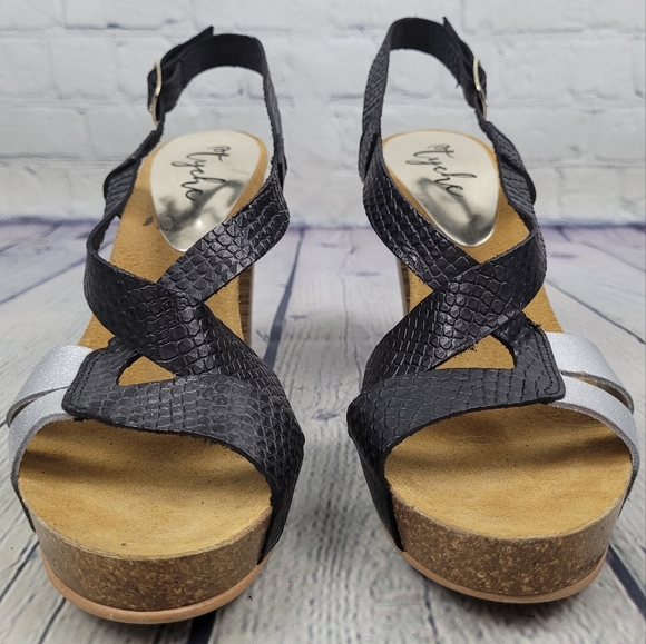 TYCHE | strappy leather open toe heeled sandals - Picture 5 of 10